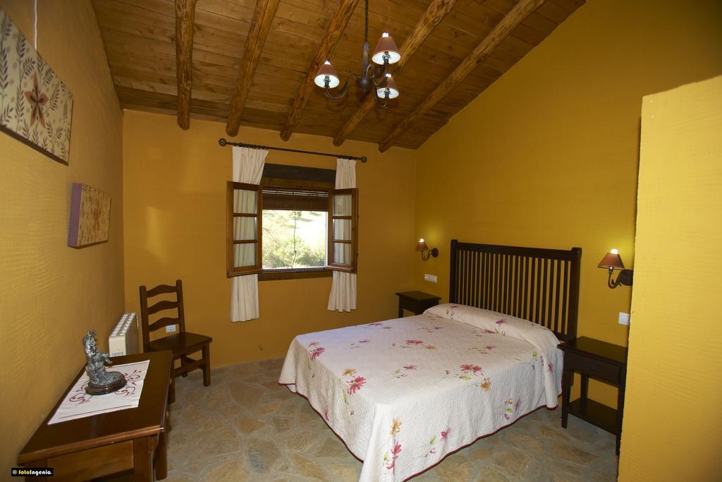 Hotel Enrique Calvillo El Bosque Bilik gambar