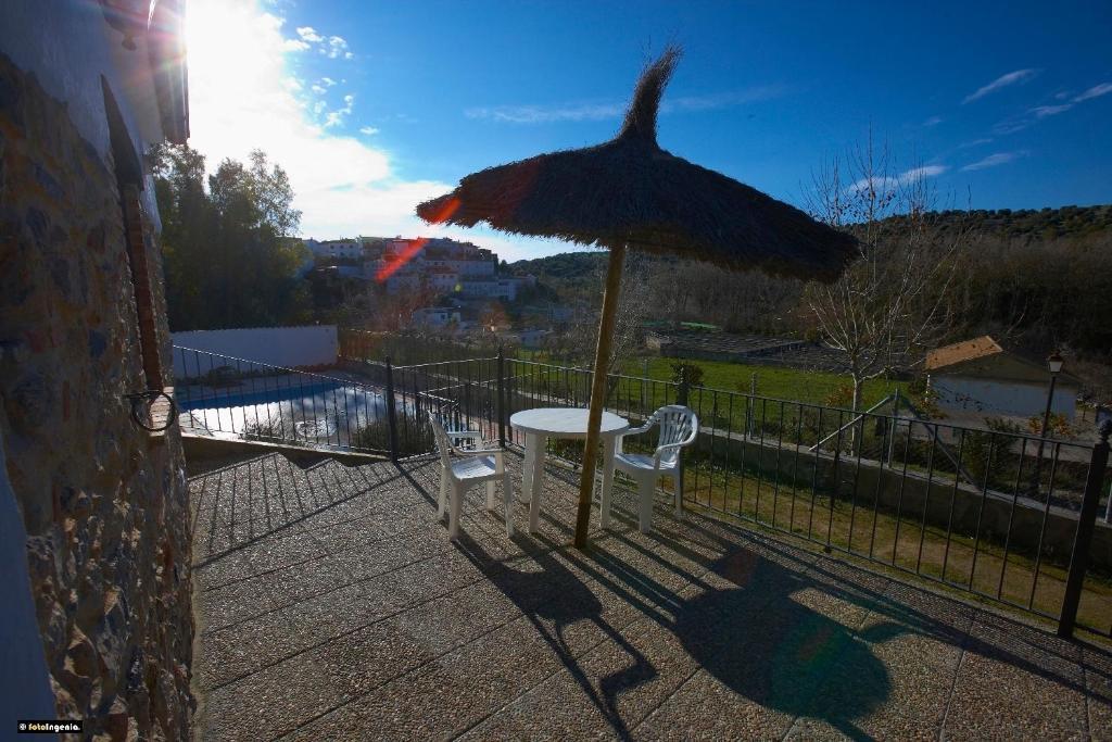 Hotel Enrique Calvillo El Bosque Bilik gambar